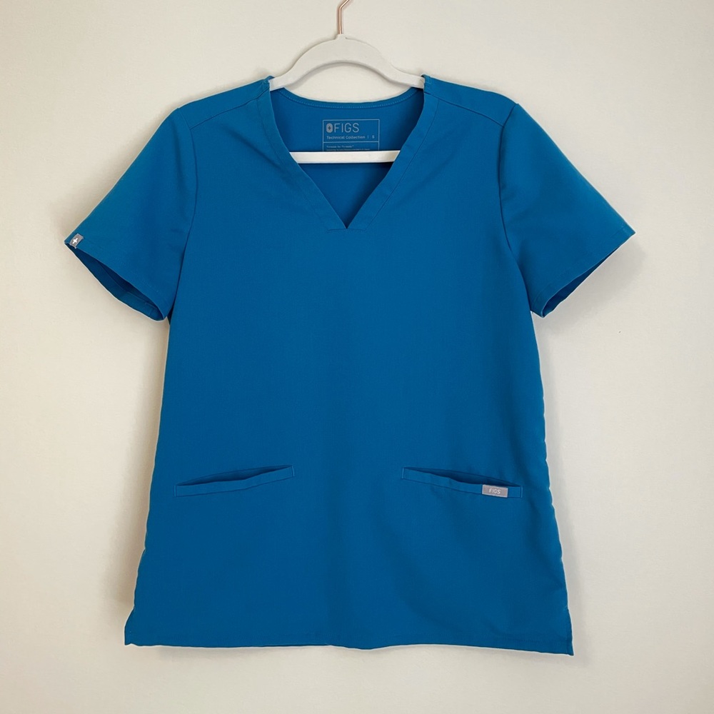 Figs Women’s Alps Blue Casma Scrub Top